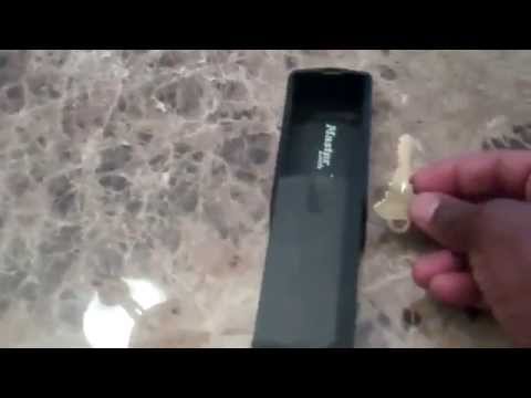 „MASTER LOCK HD“ raktų dėklas su kombinuota spyna ir apkaba 5414EURD video