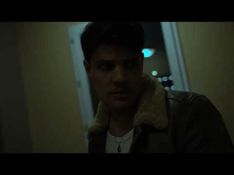 Ce soir, quelqu'un va mourir. Un huis clos, quatre personnages, beauco 