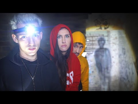 THE ABANDONED HORROR VILLA! | with JULIEN BAM and GNU
