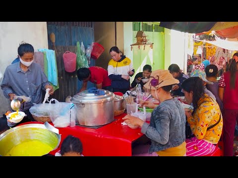 Phoum Russey Market Food View - Amazing Food Tour Around Phnom Penh Market