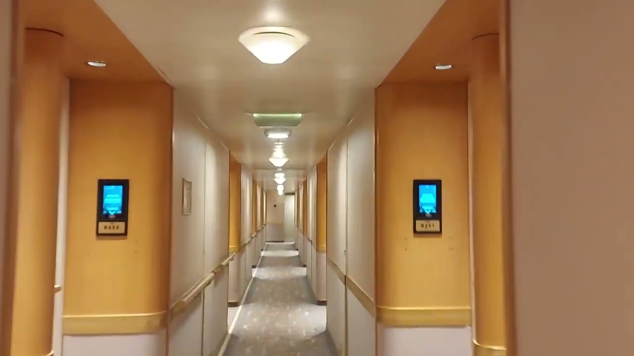 Crown Princess - Cabin R215 - Video 1