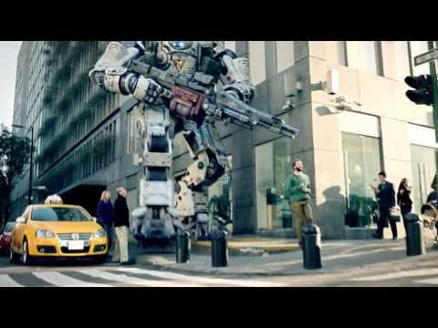TITANFALL "Life Is Better With A Titan" Extended Trailer