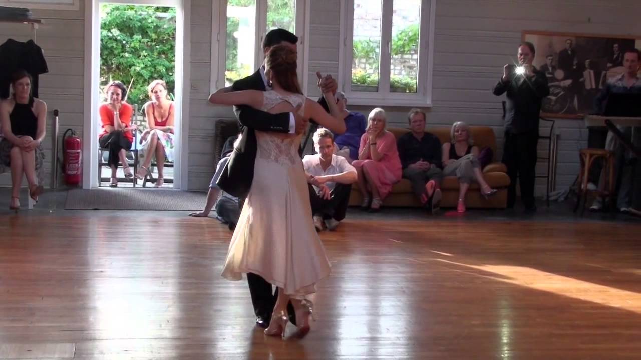 Marina Marques y Ozgur Demir AuxFrontieres 2014 - OT DiSarli - Cantemos Corazon