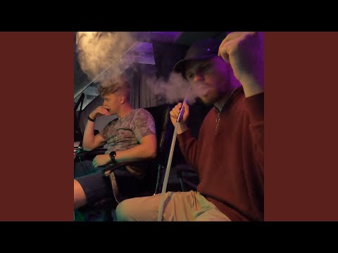 Ma Tripinnnn (feat. V2ike Tom)