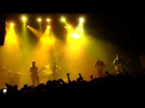Thumbnail for Cage the Elephant - Back Against the Wall (live at Sound Academy Toronto) by Cage the Elephant