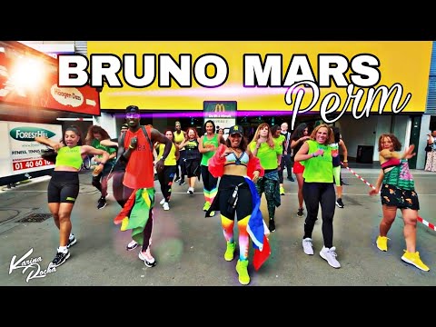 ZUMBA - BRUNO MARS - PERM      🇫🇷Choreo Kalidou Diallo 🇫🇷