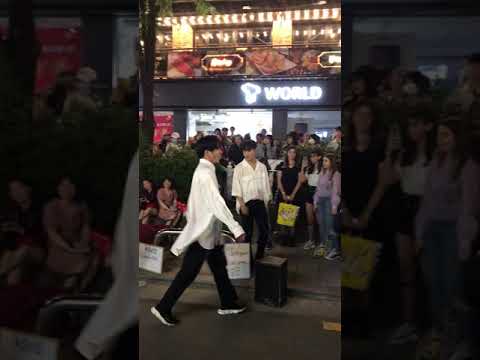 170618 Hongdae Busking - Remix dance (Shinee Bigbang Psy)