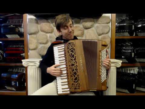 BRAN148WLI -  Mahogany Brandoni 148W Infinity Piano Accordion LMMH 41 120 $9999