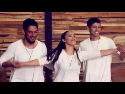 Linda Menina - Comunidade Católica Colo de Deus