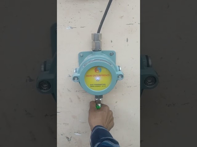 Vídeo relacionado con Firlarm - Detector de Gas, Alarma de Gas LPG/Gas Natural/Ciudad, Monitor de Gas butano propano de metano, Advertencia de luz estroboscópica Monitor, Sensor de Fugas de Gas enchufable (Blanco)