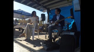 Video thumbnail for Can Seymour Duncan help me fall back in love with my Jazzmaster? by Audiomo Music