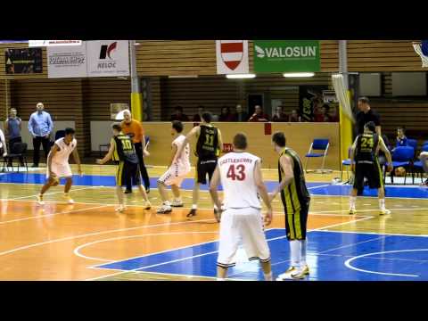 Brno vs Ostrava 4.9.11 Steve's dunk #4