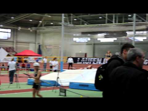 19.02.2011 DM Halle Leverkusen weibliche Jugend Stab 4,00m Desiree Singh 3.Platz (Februar 2011)