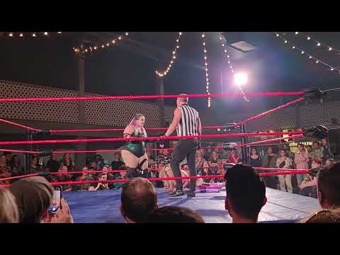 Zoë Sagar vs Kikyo - GlamSlam XXVI