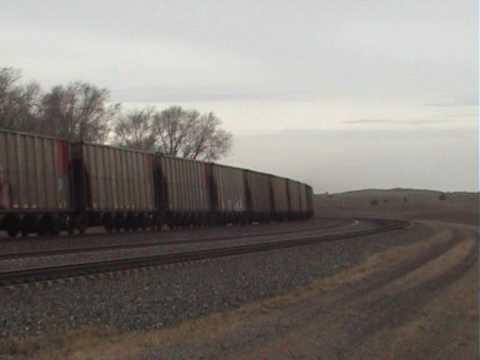 UP 8189 east through Buttermilk Curve, NE 05dec08