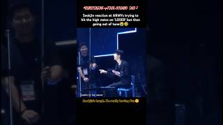 Download lagu Jin trying to contain his laugh while ARMY attempt to sing “LOSER”😂 #jin #concert #trending #shorts mp3