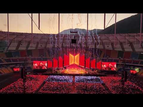 Yet To Come in Busan - Mic Drop