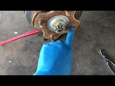 Replacing A Broken Wheel Stud On A Honda Four Wheeler