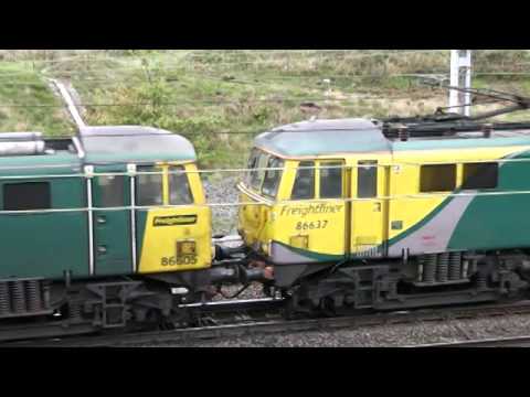 86605+86637 4L75 Crewe BH - Felixstowe at Casey La on 11/10/11