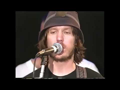 [8K Upscaled] Elliott Smith - Can't Make a Sound (Live)