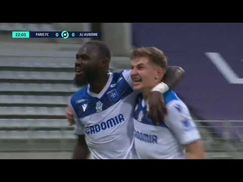 Les buts de Lassine Sinayoko et Ado Onaiwu face au Paris FC