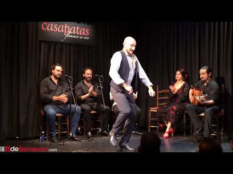 Manuel Reyes baila por alegrias en Casa Patas