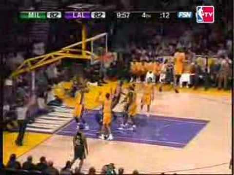 NBA Season Game14 Lakers vs Bucks@Staples