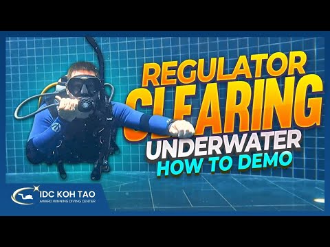 How to Demonstrate Clearing a Regulator Underwater - Discover Scuba Diving Skills