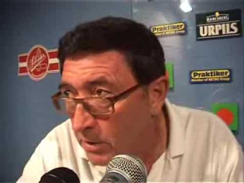 Robert Jung in der PK