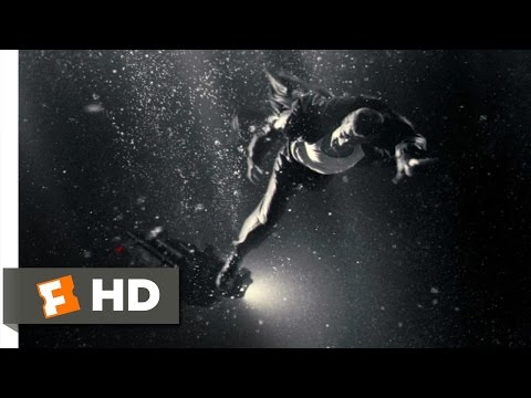 Sin City (1/12) Movie CLIP - I'll Be Right Out (2005) HD