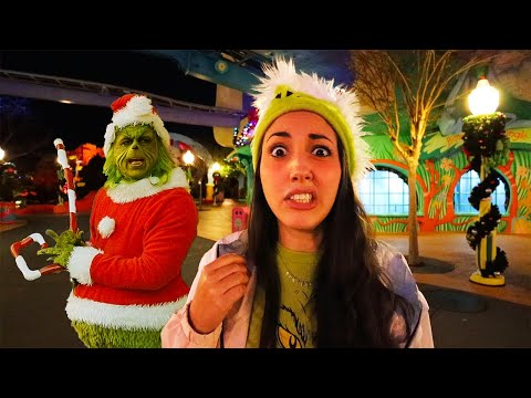 MAI STARE NEL PARCO DIVERTIMENTI DEL GRINCH DI NOTTE QUANDO È CHIUSO DA SOLI CON IL GRINCH!