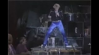 Johnny Hallyday - Live - HD 1982 - Whole lotta Shakin&#39; going on