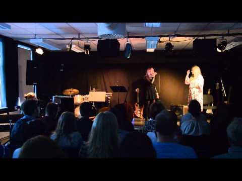 Nathalie Hansen och Amanda Nilsson - For good