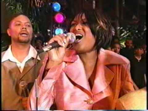 We Come By Failth, medley - Kurt Carr and Kurt Carr Singers