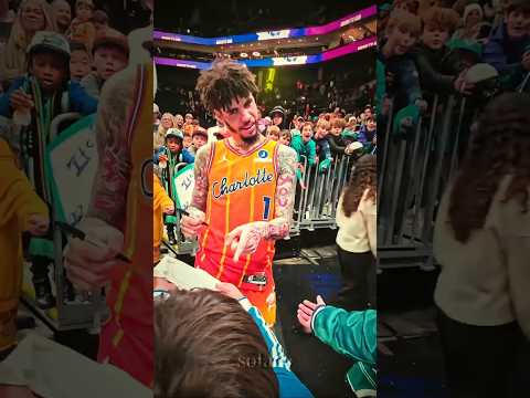 Lamelo Stole His Pen.. 😳😂