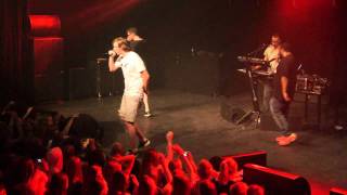 De Jeugd van Tegenwoordig - Party:15 & Flap Flap - Live @ Patronaat Haarlem 23/4/2011