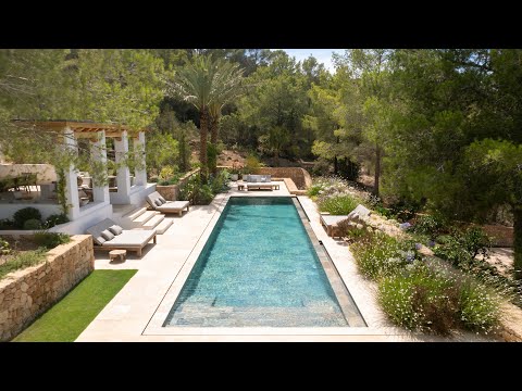 A reimagined Blakstad Ibiza villa moments from Cala Moli