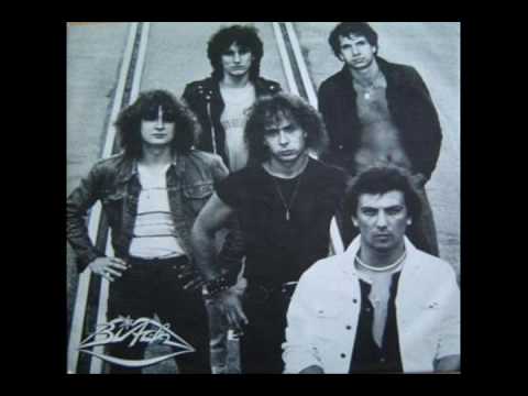 Bitch-First bite 1980 online metal music video by BITCH