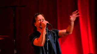 HD - Red Mosquito - Pearl Jam &amp; Ben Harper- Venice Heineken 2010