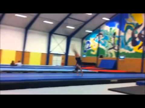 Tachina Peeters op stage in Denemarken