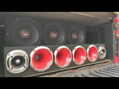 Ultravox 700 + By Adriano Sound Car