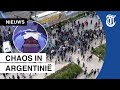 Maradona-fans willen bij kist komen