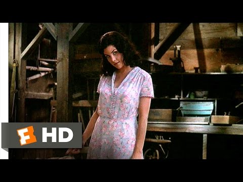 Of Mice and Men (3/10) Movie CLIP - Curley's Wife Seduces George (1992) HD