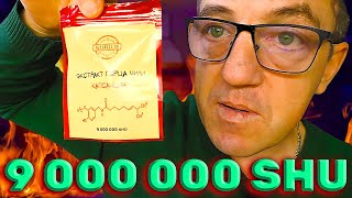 #остраяеда самодельная при помощи лапши быстрого приготовления и внедрения в нее Экстракта капсаицина  9 000 000 Сковиллей, лапша думал Том Ям но это Ми суп белое карри. А экстракт капсаицина весьма жесткий 
Ми суп белое карри 9 000