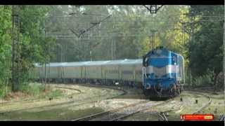 preview picture of video 'IRFCA - Duronto Express Nizamuddin (NZM) to Ajmer (AII)'