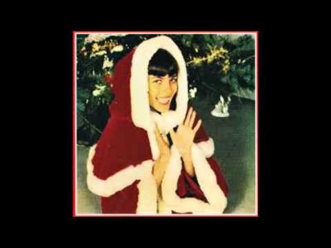 Mireille Mathieu & Paul Mauriat...Petit Papa Noël...