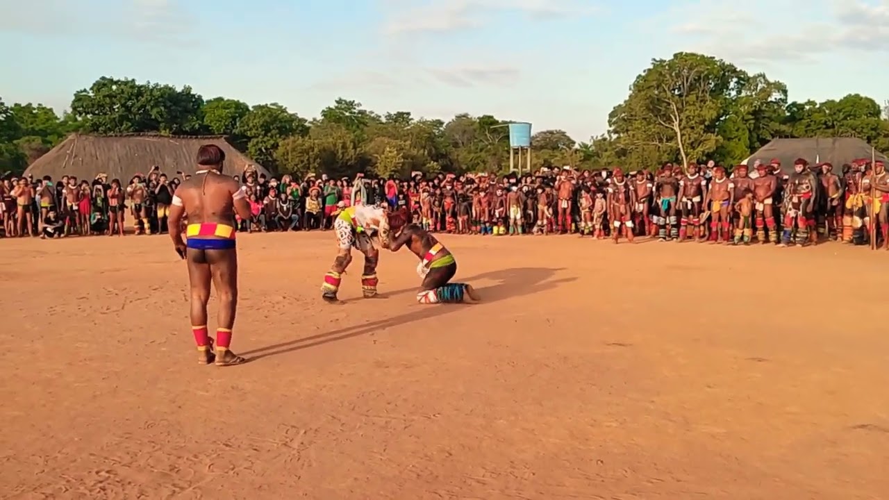 Luta #Huka-Huka, #Kuarup #Xingú-MT #Territorio_Indegenas