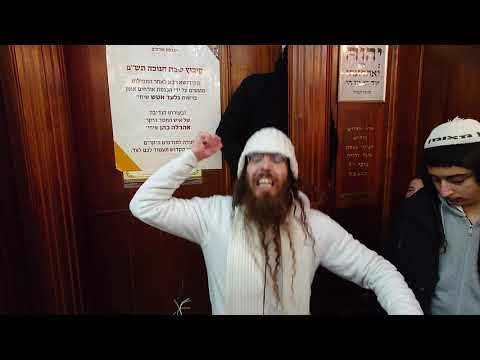 Hasidic techno dance (epic!) #uman Ukraine