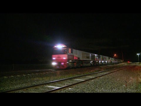 6MP9 SCT Freight Train With CSR's, Boxcars, Shipping Containers & Steel Wagons (2/9/2022) - PoathTV