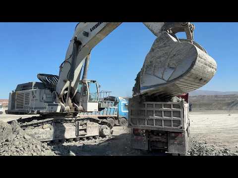 Liebherr 984 Excavator Loading 4 Axle Trucks & Operator View - Sotiriadis/Labrianidis Mining 4k